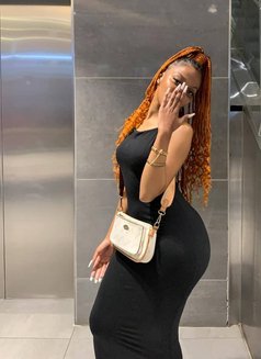 Dick Craving African Girl Zarinah - puta in Kathmandu Photo 1 of 2