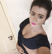 Dick Lover Bavya Lives in Chennai - Transsexual escort in Chennai Photo 2 of 2