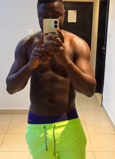 Dickson (Massage) Bbc - Male escort in Dubai Photo 3 of 4