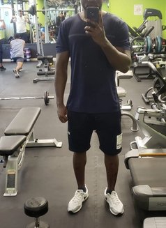 Dickson (Massage) Bbc - Acompañantes masculino in Dubai Photo 4 of 5