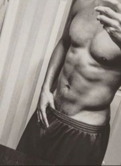 Dicky (Ladies Only) - Male escort in Nakuru Photo 6 of 6