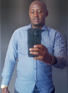 Kenn - Adult Fun (Ladies Only) - Acompañantes masculino in Nakuru Photo 2 of 4