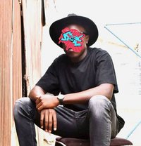 Didi - Male escort in Nairobi Photo 5 of 5