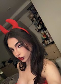 Didi - Transsexual escort in Bangkok Photo 2 of 6