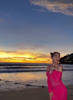 Didi - Transsexual escort in Bangkok Photo 4 of 6