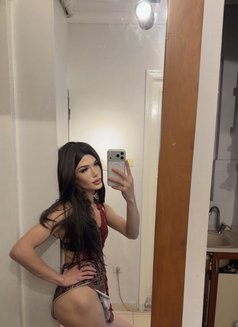Dido - Transsexual escort in İstanbul Photo 3 of 9