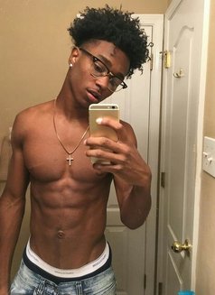 Diego Keith - Male escort in Nairobi Photo 1 of 1