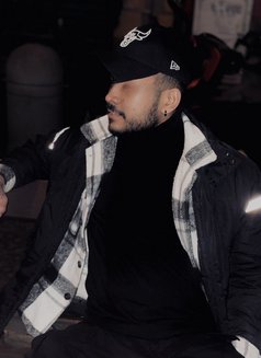 Diego Zoisa - Male escort in Gampaha Photo 1 of 2