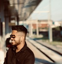 Diego Zoisa - Acompañantes masculino in Gampaha