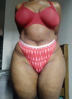 Diel - puta in Kampala Photo 5 of 6