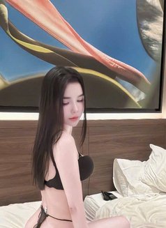 Diep Anh - escort in Singapore Photo 1 of 8