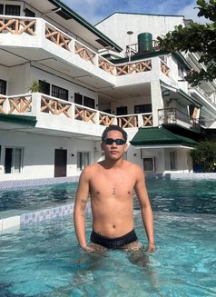Diether - Male escort in Angeles City Photo 7 of 13