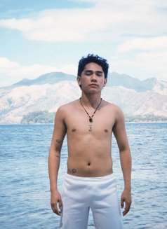 Diether - Male escort in Angeles City Photo 12 of 13