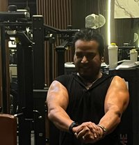 Diggie - Male escort in New Delhi