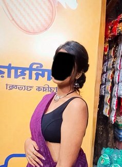 Sonia - Male escort in Kolkata Photo 2 of 9