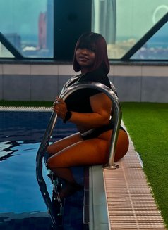 DIJA~SUBMISSIVE SLAVE - puta in Abu Dhabi Photo 12 of 12