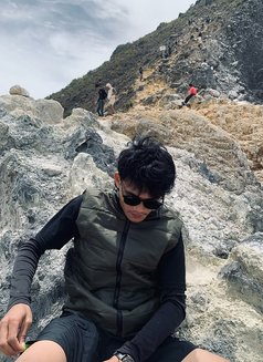 Dika - Male escort in Bali Photo 7 of 8