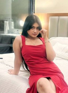 Dikhasha - escort in Srinagar Photo 1 of 1