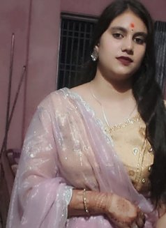 Diksha - escort in Chennai Photo 1 of 2