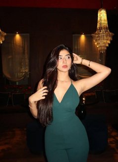 Diksha - escort in Dubai Photo 2 of 4