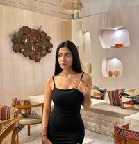 Diksha - puta in Dubai