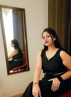Diksha - escort agency in Noida Photo 3 of 4