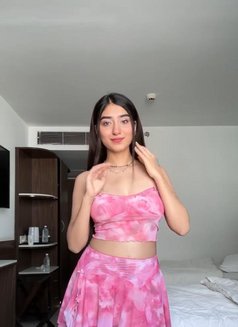 Diksha Indian Escort - puta in Dubai Photo 1 of 5