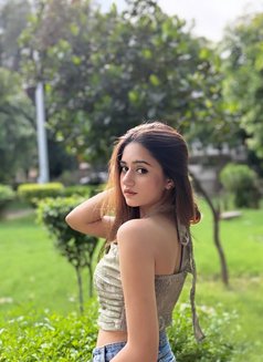 Diksha Vip Busty - escort in Dubai Photo 3 of 4