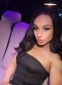 Dilan - Transsexual escort in İstanbul Photo 9 of 19