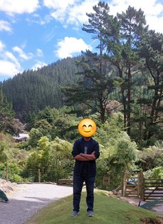 Dilan Rafael - Male escort in Colombo Photo 2 of 3