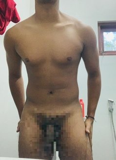 Dilan - Male escort in Colombo Photo 4 of 4