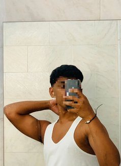 Dilan/ Vip - Acompañantes masculino in Colombo Photo 5 of 7