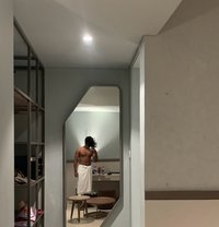 Dilan Vip - Male escort in Colombo