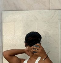 Dilan Xox - Male escort in Colombo