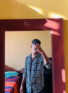Dilan Xox - Male escort in Colombo Photo 3 of 3