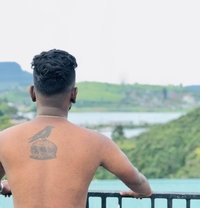 Dilanka Dilruk - Male escort in Colombo