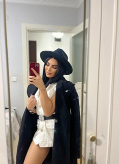 Dilara - escort in İstanbul Photo 5 of 6