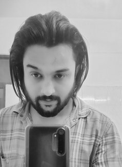 Dilbagh - Male escort in Chandigarh Photo 1 of 3