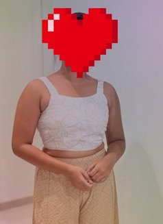 Dileka - Vandana & Nadee Lesbians - puta in Colombo Photo 2 of 16