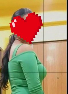 Dileka - Vandana & Nadee Lesbians - puta in Colombo Photo 5 of 16