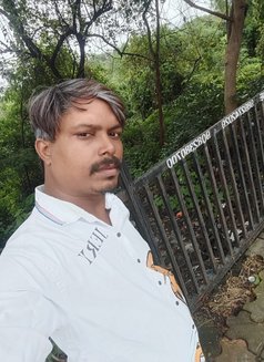 Dilip Nirmal - Acompañantes masculino in Mumbai Photo 2 of 5
