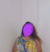 Dilki - escort in Colombo