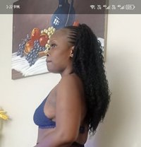 Dilla - puta in Nairobi