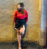 Dilmi Sewwandi - escort in Colombo