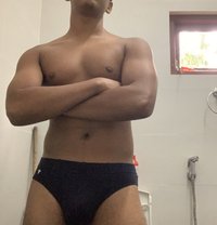 Dilo Vip - Male escort in Colombo