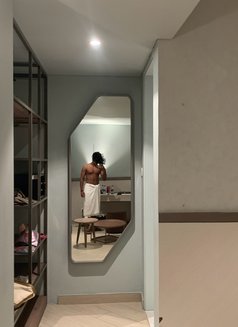 Dilo Vip - Male escort in Colombo Photo 4 of 4