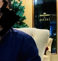 Dilon Milf Eater - Male escort in Colombo