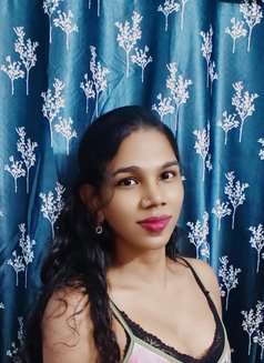 Dilsha - Transsexual escort in Bangalore Photo 10 of 10