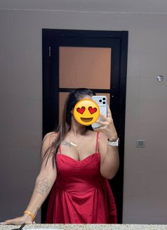 Dilsha for Cam and Real Meet - escort in Colombo Photo 4 of 5