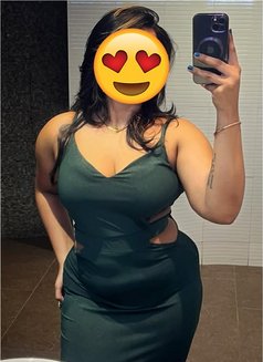 Dilshani for Cam and Real Meet - escort in Colombo Photo 2 of 6